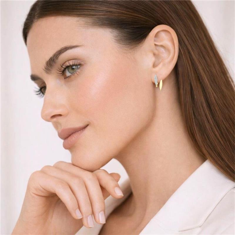 BRINCO FOLHA LISA E CRAVEJADA