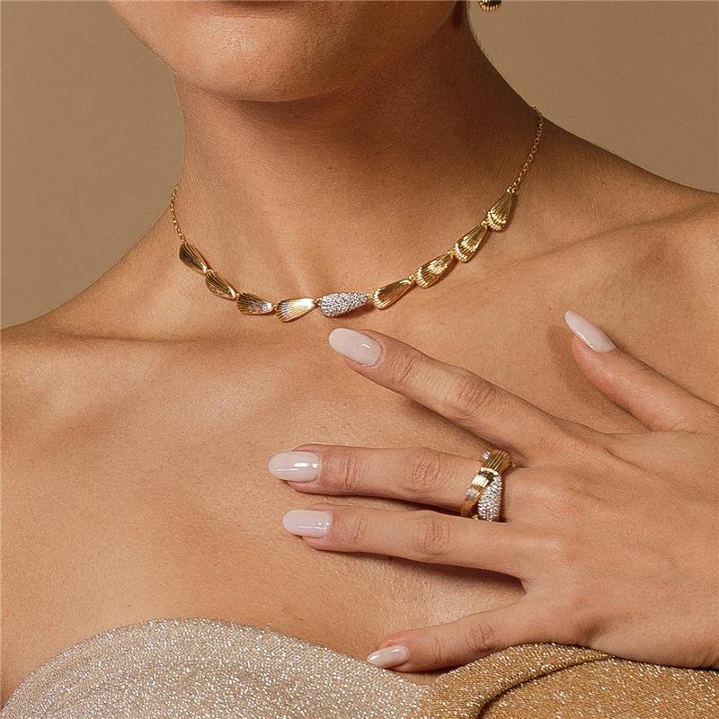 GARGANTILHA CHOKER CASCATA TEXTURA COM CRAVAÇÃO